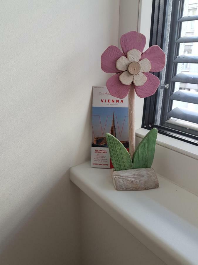 Central Family-Friendly Apt In Wien Exteriör bild