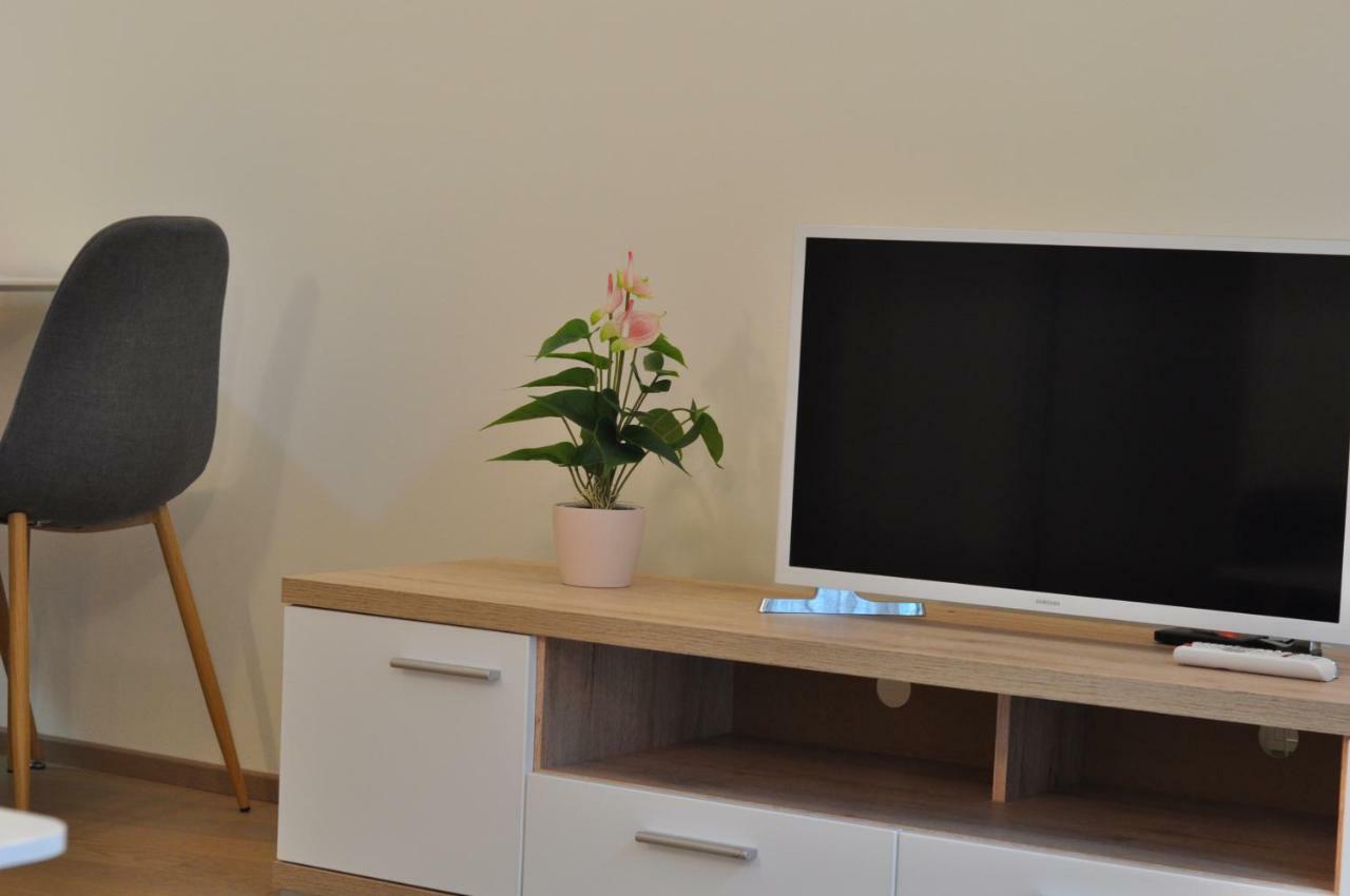 Central Family-Friendly Apt In Wien Exteriör bild